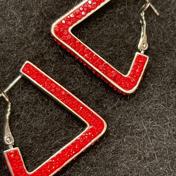 Red Rhinestone Earrings - Picture 2 of 2